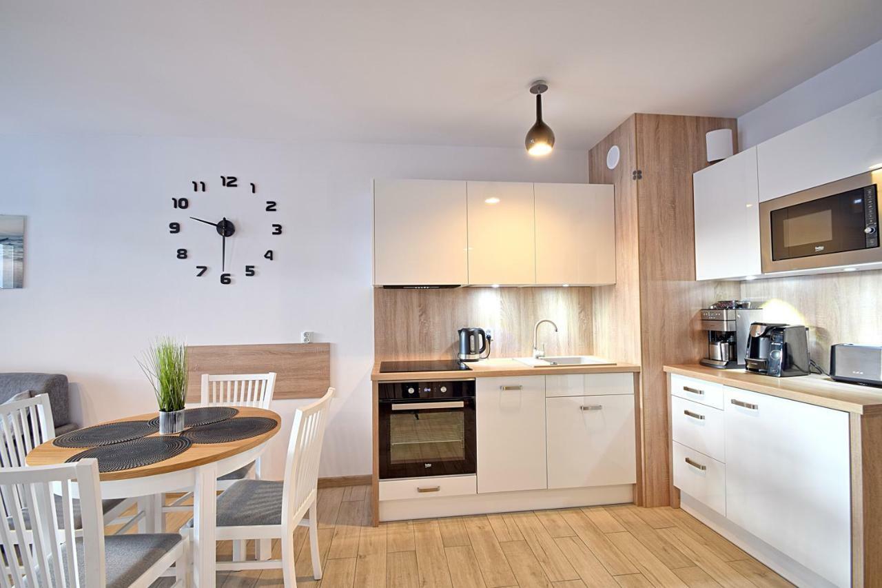 Apartament Oliwka Z Prywatnym Miejscem Postojowym 科沃布热格 外观 照片