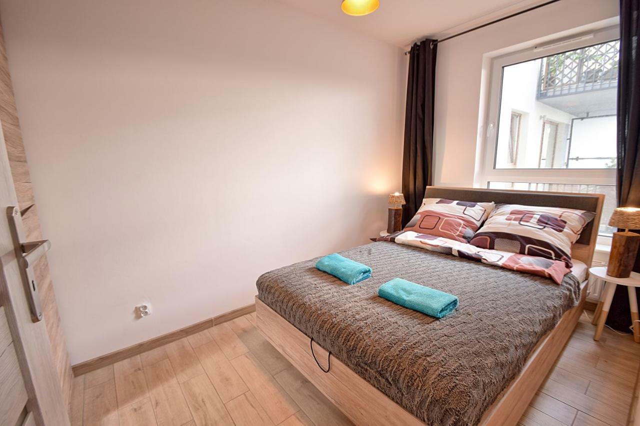 Apartament Oliwka Z Prywatnym Miejscem Postojowym 科沃布热格 外观 照片