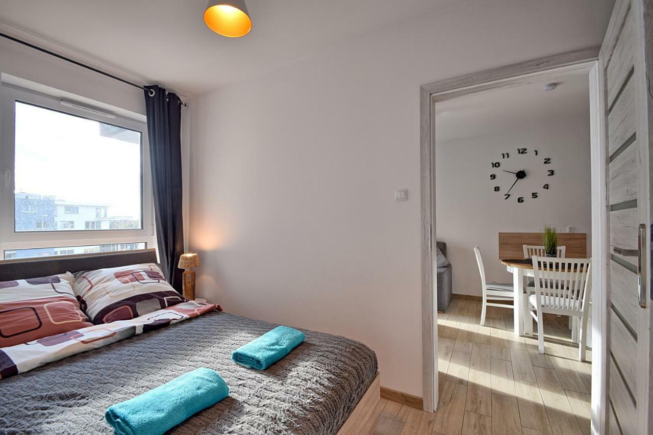 Apartament Oliwka Z Prywatnym Miejscem Postojowym 科沃布热格 外观 照片